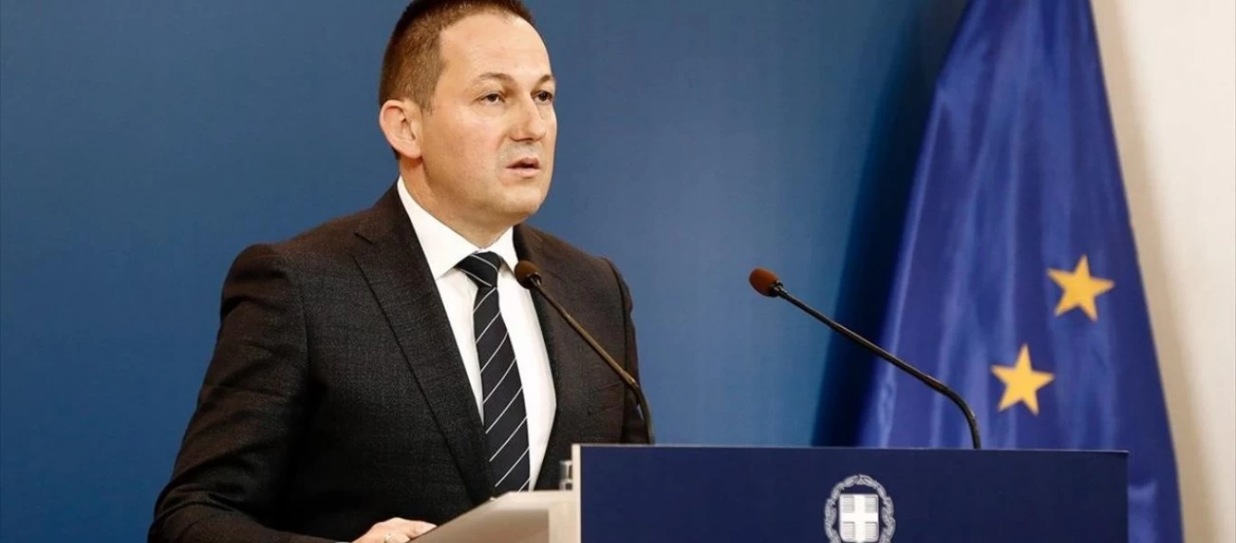 Σ. Πέτσας: «Να απαντήσει ο κ. Τσίπρας αν γνώριζε για τη Novartis»